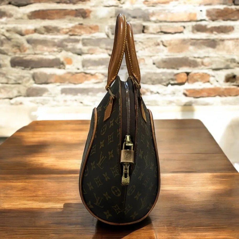 1998’ Vintage Louis Vuitton Ellipse MM